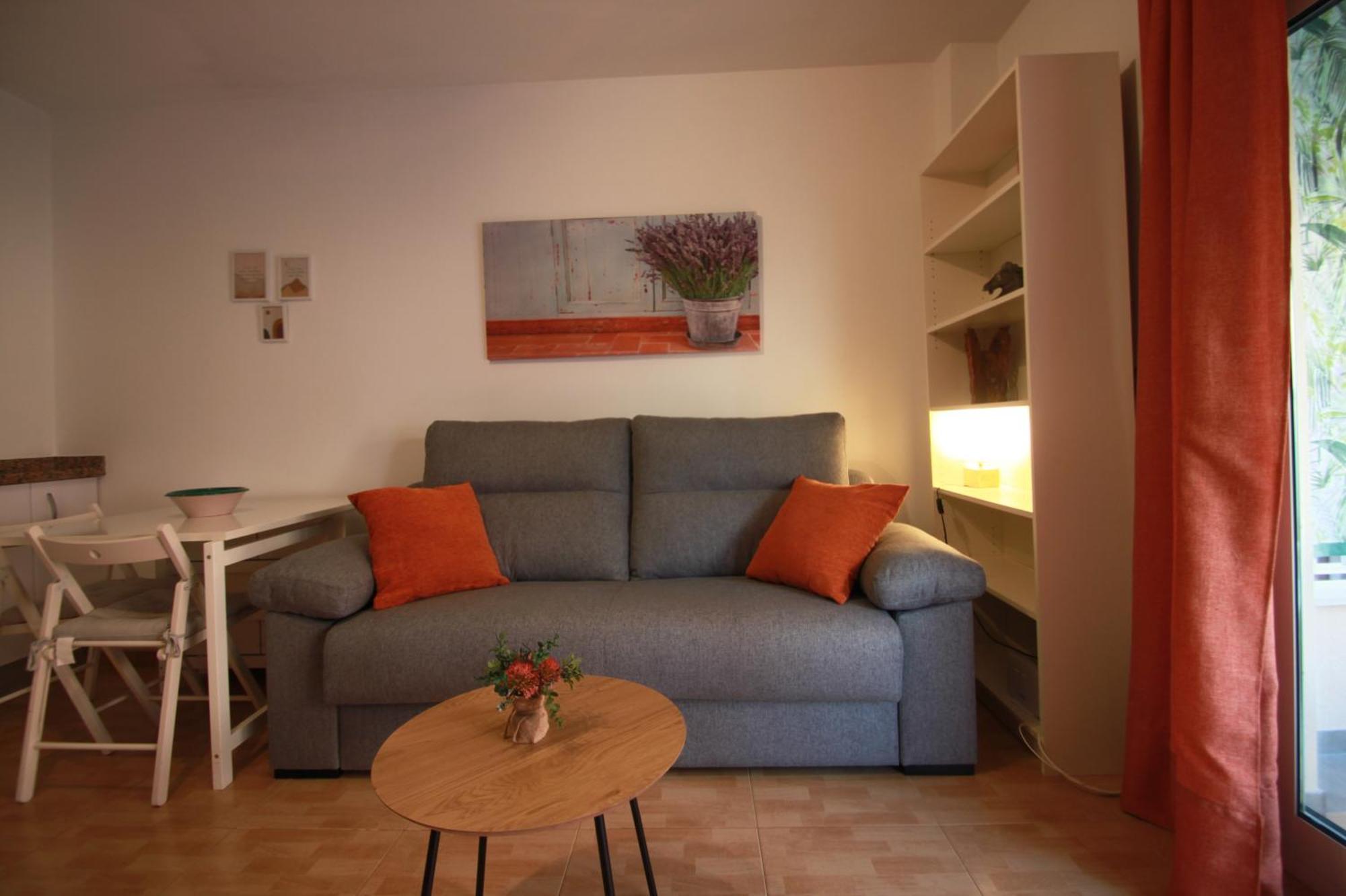 Apartamento Casaturis En Centro De Alicante En Antigua Estacion Autobuses A101 Exterior photo